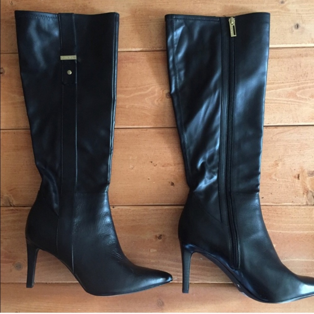 Black boots